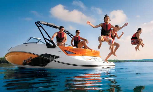 Get your Power Boat Licence in Brisbane QLD